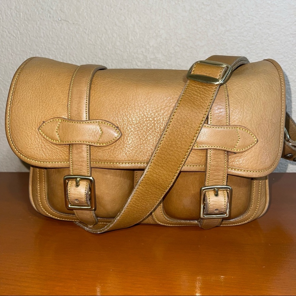 Dooney & Bourke U109 Double Pocket Courier shoulder bag